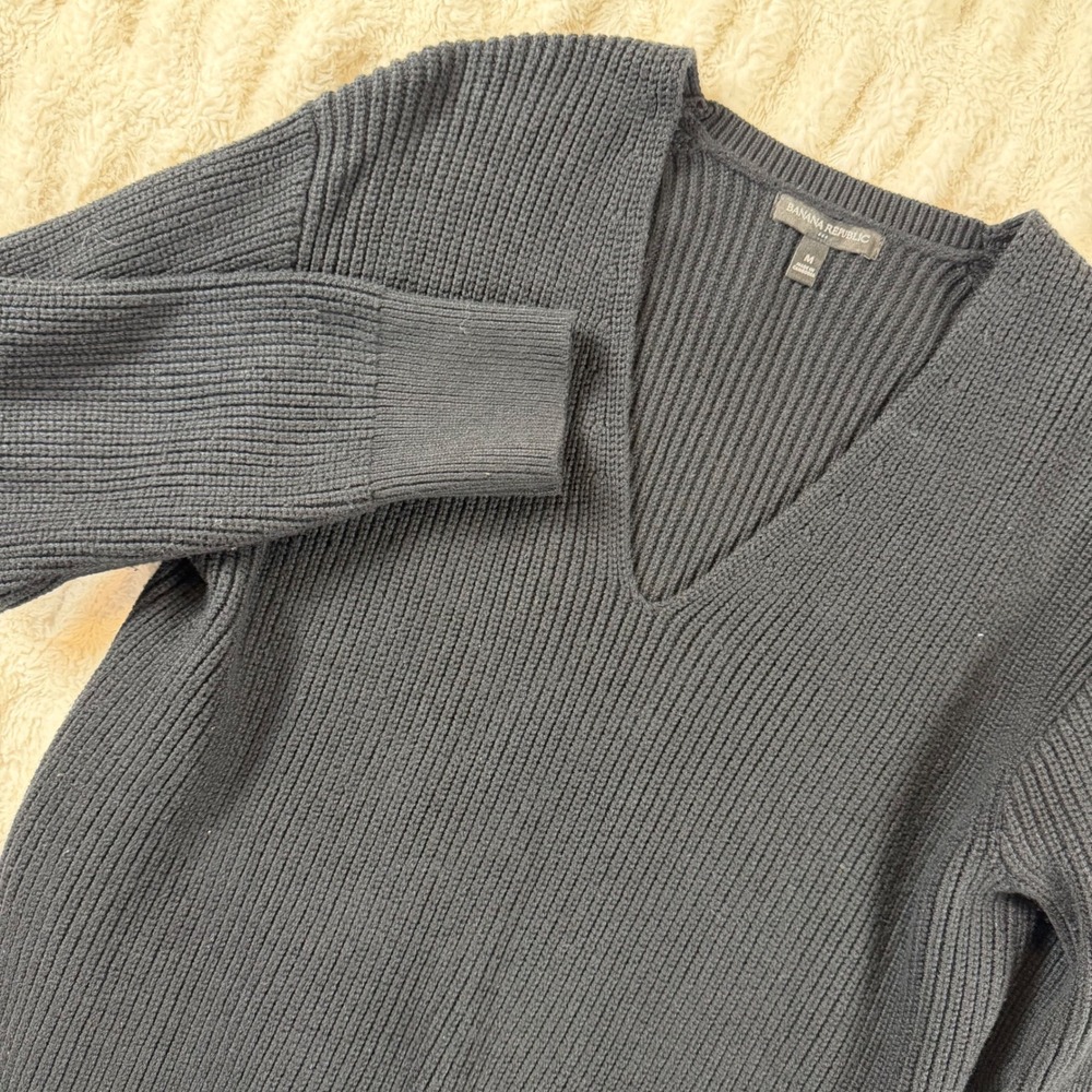 Banana Republic Womens Black Ribbed V-Neck Sweater Cotton Blend Medium
